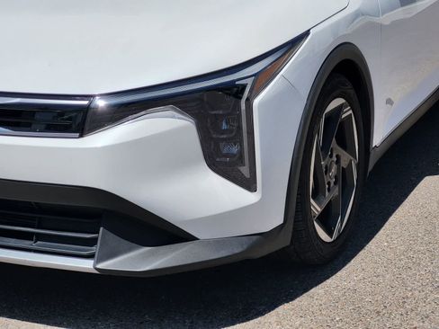 Used 2025 Kia K4 EX FWD image 7