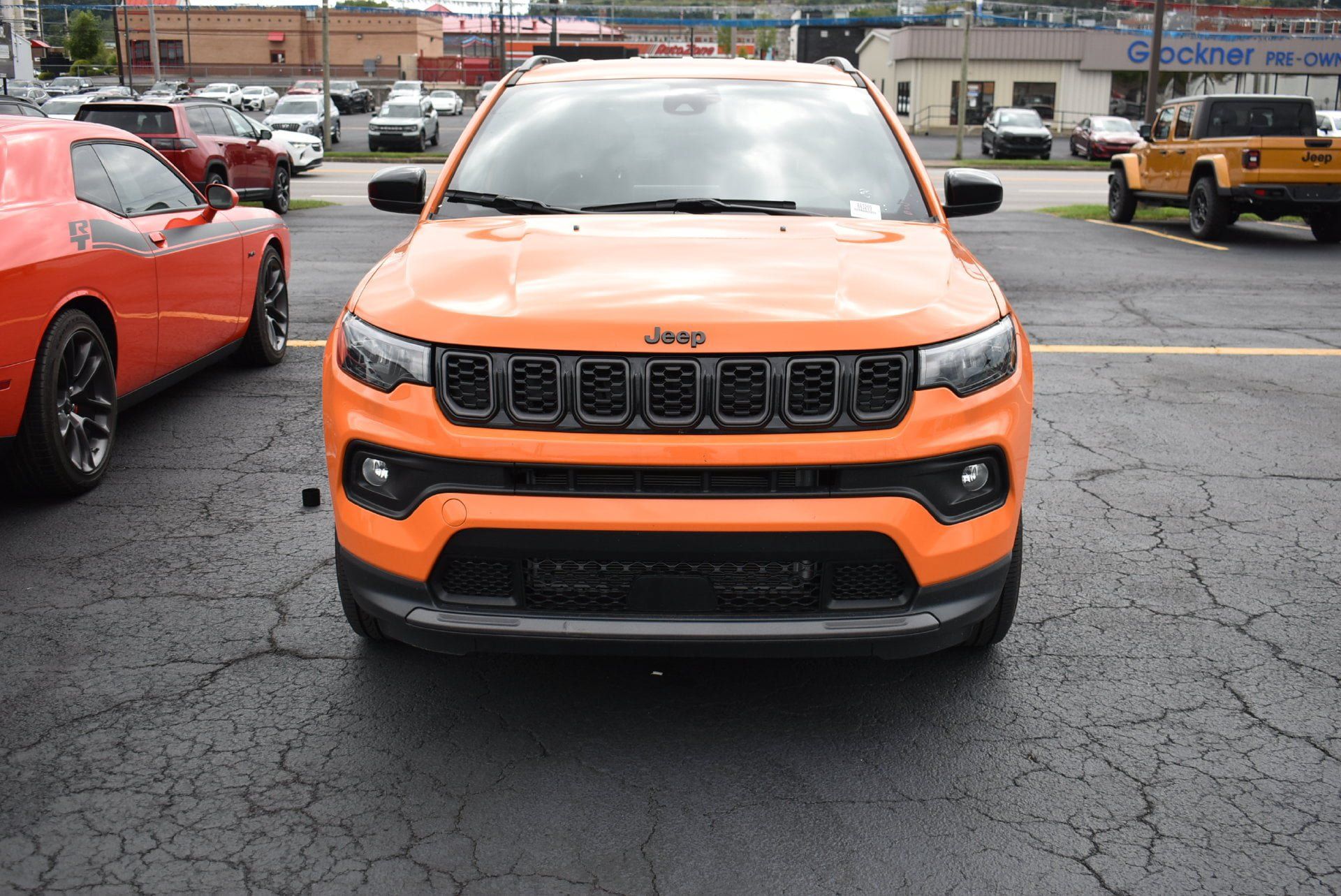 Used 2026 Jeep Compass Latitude AWD/4WD image 10
