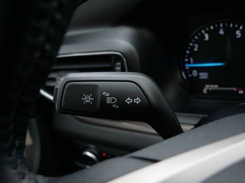 Certified 2023 Ford Explorer Limited w/ Limited Technology Package image 21