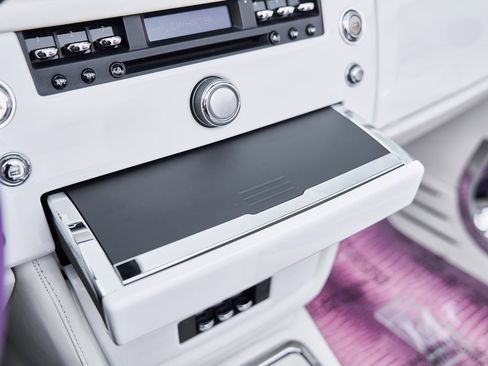 Used 2008 Rolls-Royce Phantom Drophead Coupe image 84