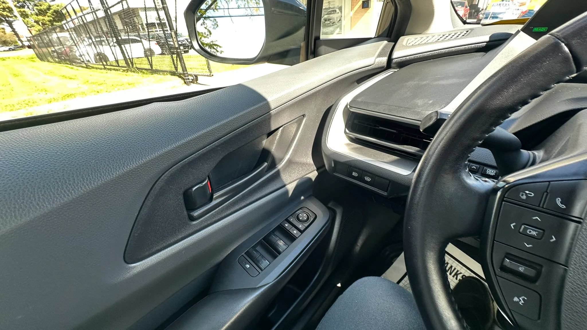 Used 2023 Toyota Prius LE FWD image 13