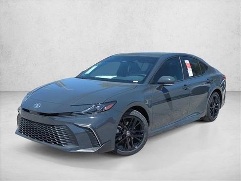 New 2026 Toyota Camry SE FWD image 1
