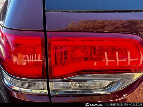 Used 2018 Jeep Grand Cherokee Overland image 14