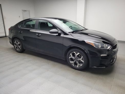 Used 2019 Kia Forte LXS FWD image 11