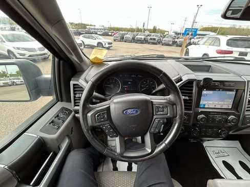 Used 2017 Ford F150 XLT w/ Equipment Group 302A Luxury AWD/4WD image 27