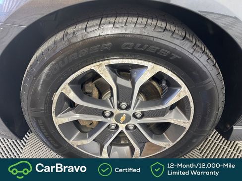 Certified 2017 Chevrolet Sonic LT FWD image 14