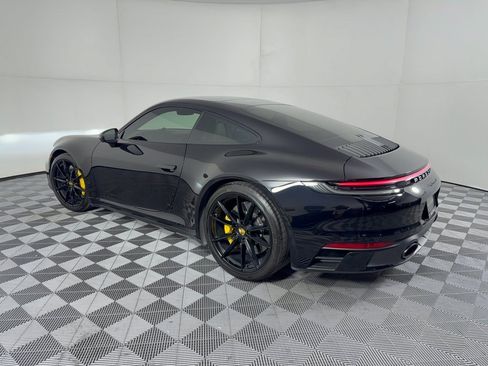 Certified 2024 Porsche 911 Carrera 4 AWD/4WD image 3