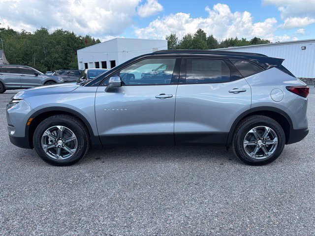 New 2026 Chevrolet Blazer LT w/ LPO, Floor Liner Package AWD/4WD image 3