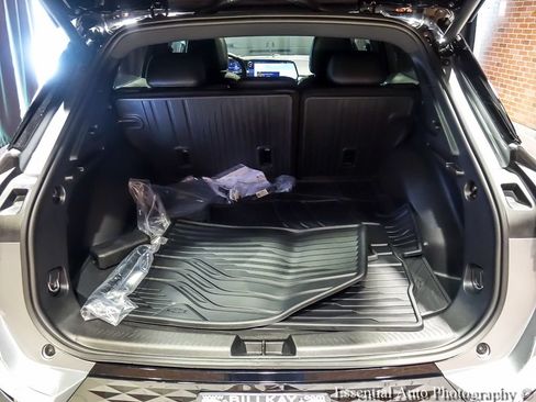 Used 2026 Chevrolet Equinox EV RS w/ LPO, All-Weather Mat Package FWD image 28