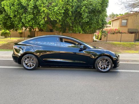 Used 2022 Tesla Model 3 Long Range image 6