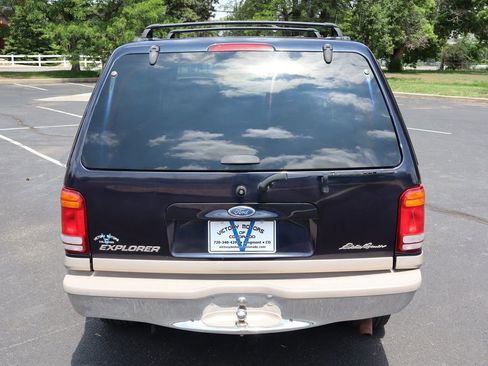 Used 2000 Ford Explorer Eddie Bauer image 6