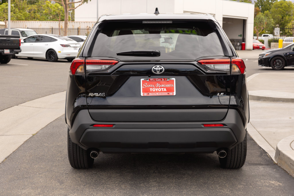 Certified 2025 Toyota RAV4 LE FWD image 6
