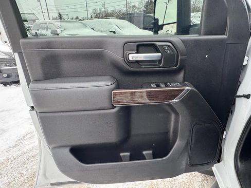 Used 2020 GMC Sierra 2500 SLE image 10