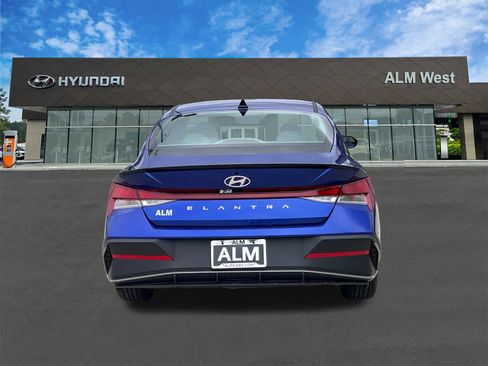 Certified 2026 Hyundai Elantra Sport FWD image 6