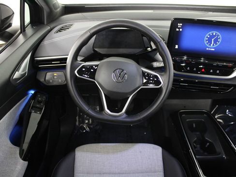 Used 2024 Volkswagen ID.4 2WD image 6