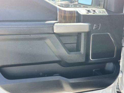 Used 2019 Ford F150 Lariat AWD/4WD image 28
