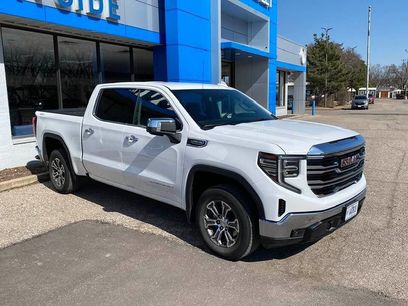 Used 2025 GMC Sierra 1500 SLT