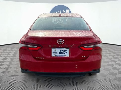 Used 2024 Toyota Camry LE image 5