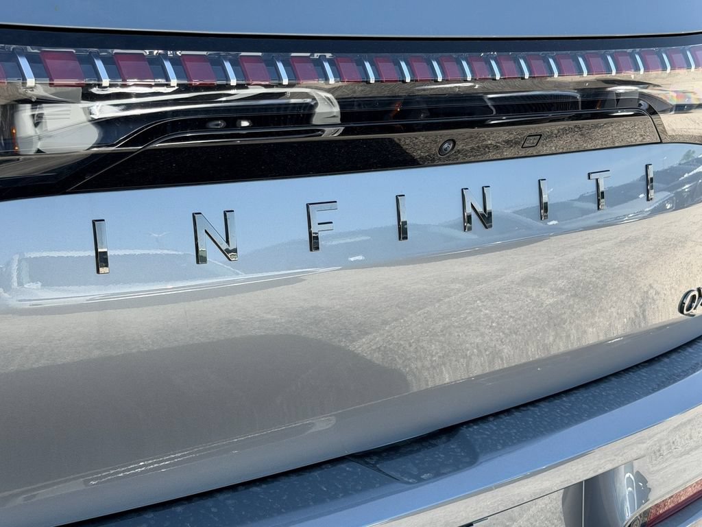 New 2027 INFINITI QX80 Autograph w/ Premium Cargo Package AWD/4WD image 10