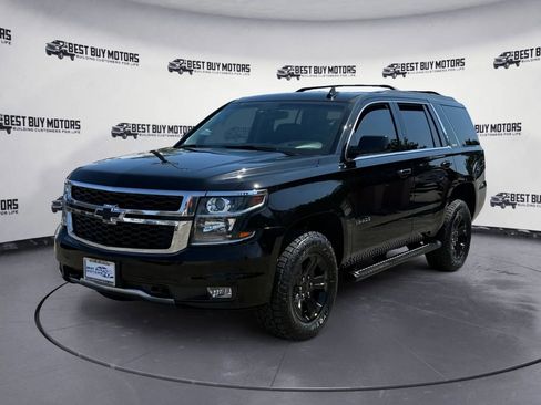 Used 2017 Chevrolet Tahoe LT w/ Z71 Midnight Edition image 3