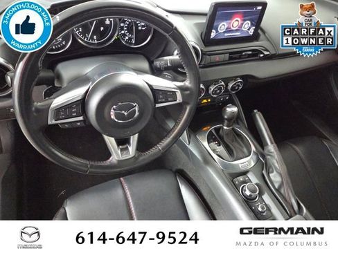 Used 2019 MAZDA MX-5 Miata RF Grand Touring RWD image 17
