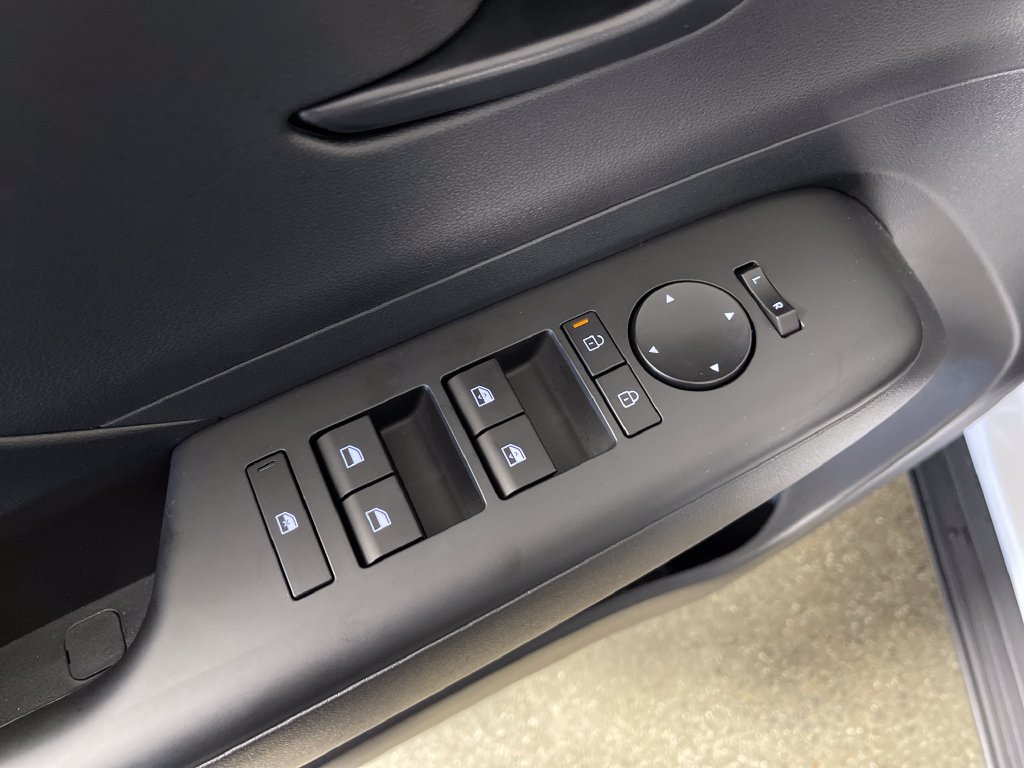 New 2027 Hyundai Kona SEL Sport AWD/4WD image 18