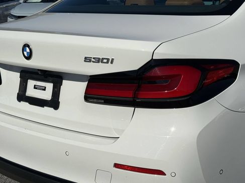 Used 2021 BMW 530i w/ Premium Package RWD image 28