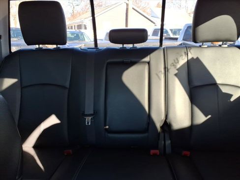 Used 2018 RAM 2500 Laramie w/ Snow Chief Group image 32