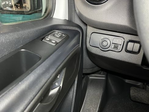 Used 2023 Mercedes-Benz Sprinter 1500 image 24