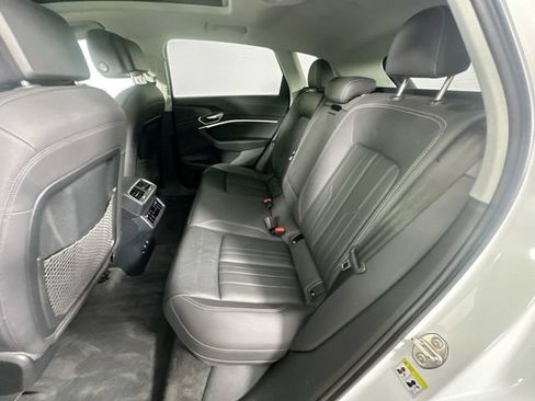 Used 2021 Audi e-tron Premium w/ Convenience Plus Package AWD/4WD image 26