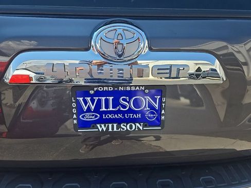 Used 2023 Toyota 4Runner Limited AWD/4WD image 42