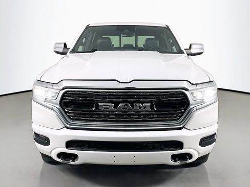 Used 2022 RAM 1500 Limited w/ Body-Colour Bumper Group AWD/4WD image 2