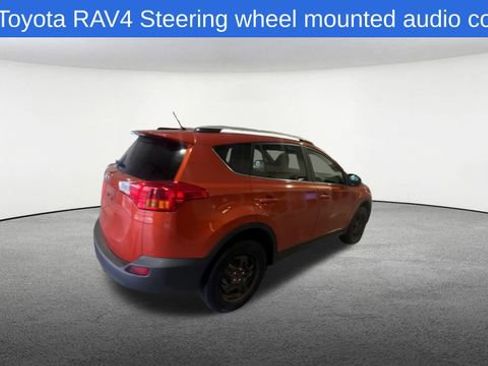 Used 2015 Toyota RAV4 LE image 8
