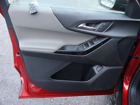 New 2026 Chevrolet Equinox LT w/ Convenience Package II image 5