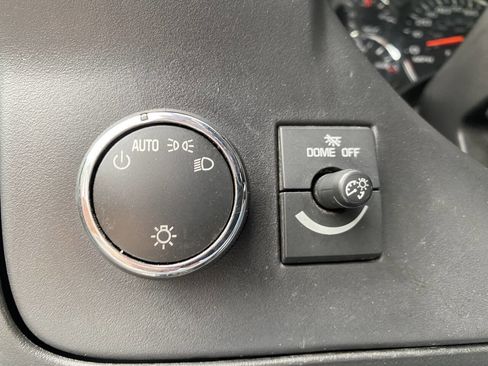 Used 2015 GMC Savana 2500 RWD image 21