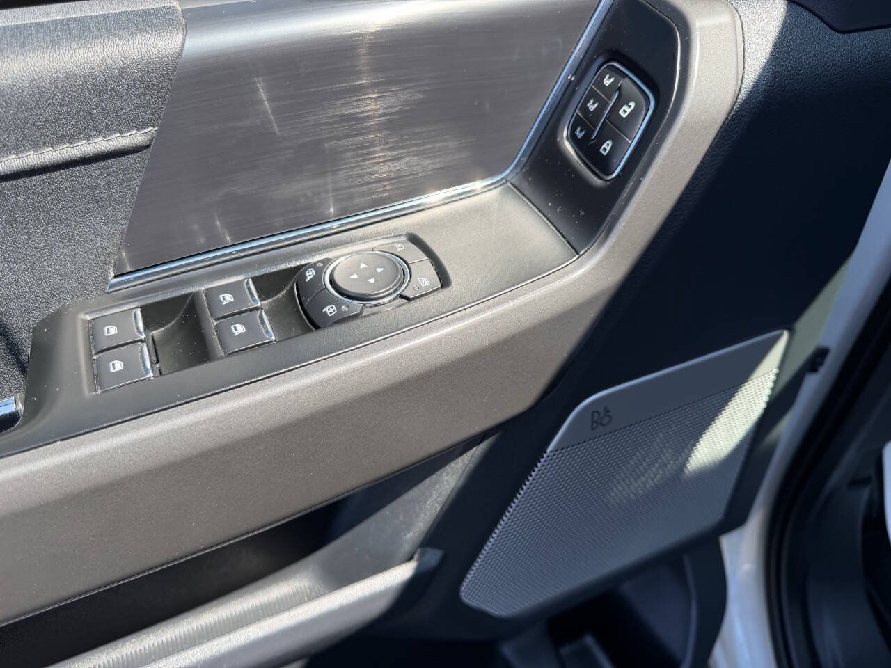 Used 2024 Ford F150 Lariat AWD/4WD image 22
