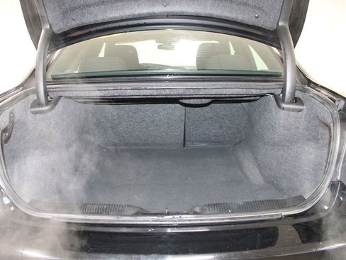 Used 2022 Dodge Charger SXT RWD image 13
