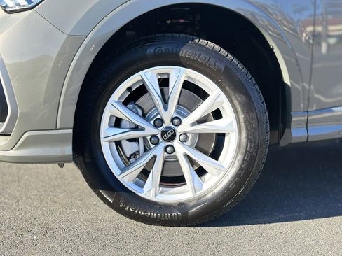 New 2025 Audi Q3 2.0T Premium image 2