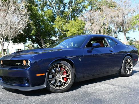 Used 2017 Dodge Challenger SRT Hellcat image 21