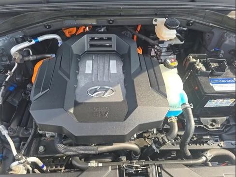 Used 2021 Hyundai Ioniq Limited FWD image 9