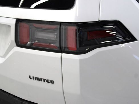 New 2026 Jeep Cherokee Limited AWD/4WD image 37