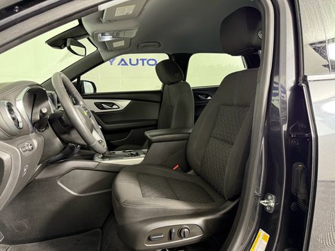 Used 2022 Chevrolet Blazer LT image 16