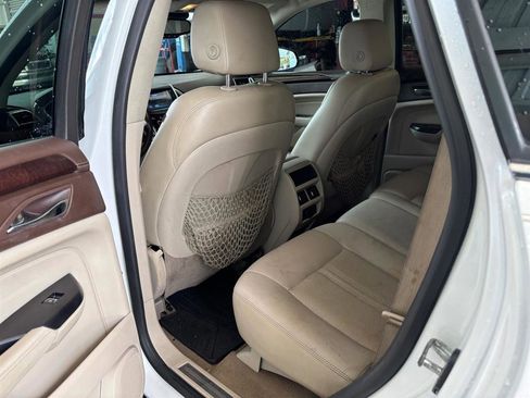 Used 2015 Cadillac SRX Performance w/ Driver Awareness Package AWD/4WD image 11