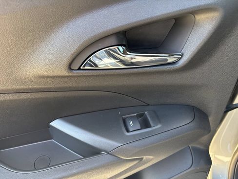 New 2026 Chevrolet Trax RS FWD image 35