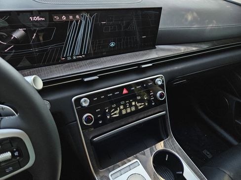 New 2026 Genesis GV80 2.5T Prestige image 24