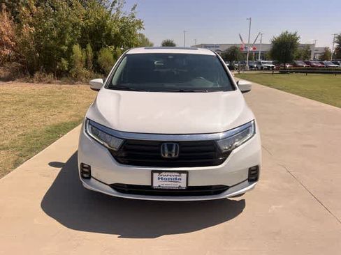 Used 2023 Honda Odyssey Touring image 7