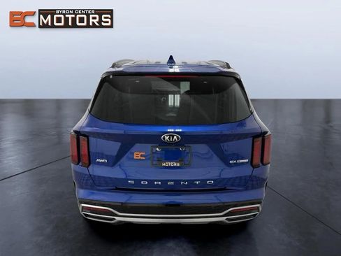 Used 2021 Kia Sorento EX image 5