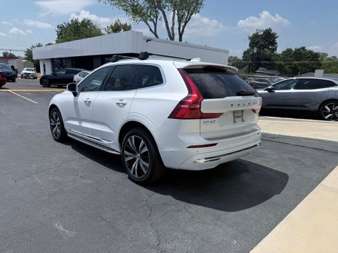 Used 2022 Volvo XC60 B5 Inscription w/ Advanced Package FWD image 4