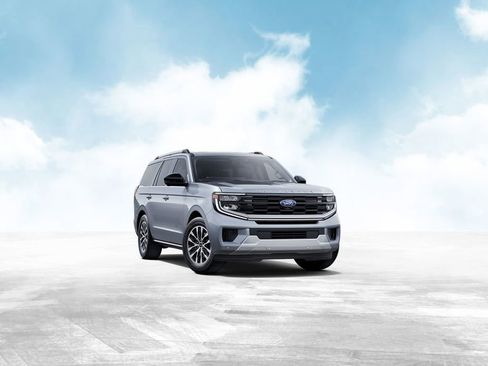 Used 2025 Ford Expedition Active image 1