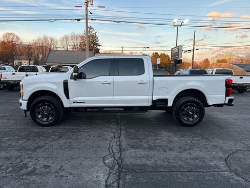 Used 2023 Ford F350 XLT w/ XLT Premium Package image 5
